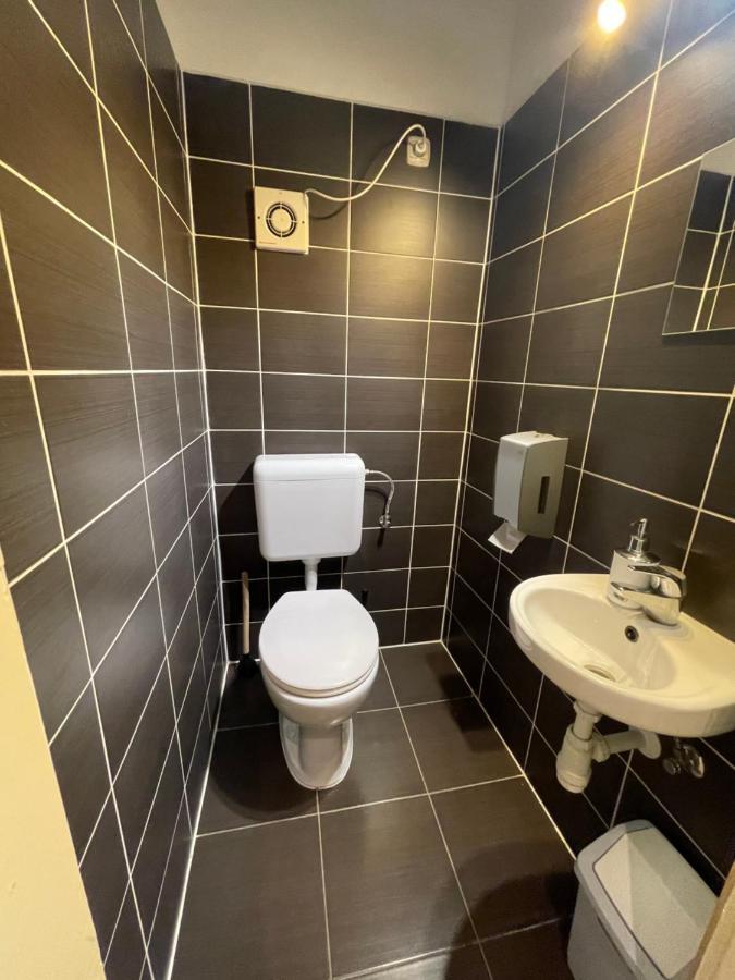Smeraldo Apartmanok Siófok Zewnętrze zdjęcie